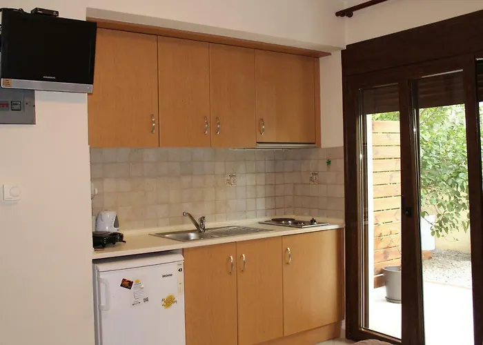 アパート Antelia Homes